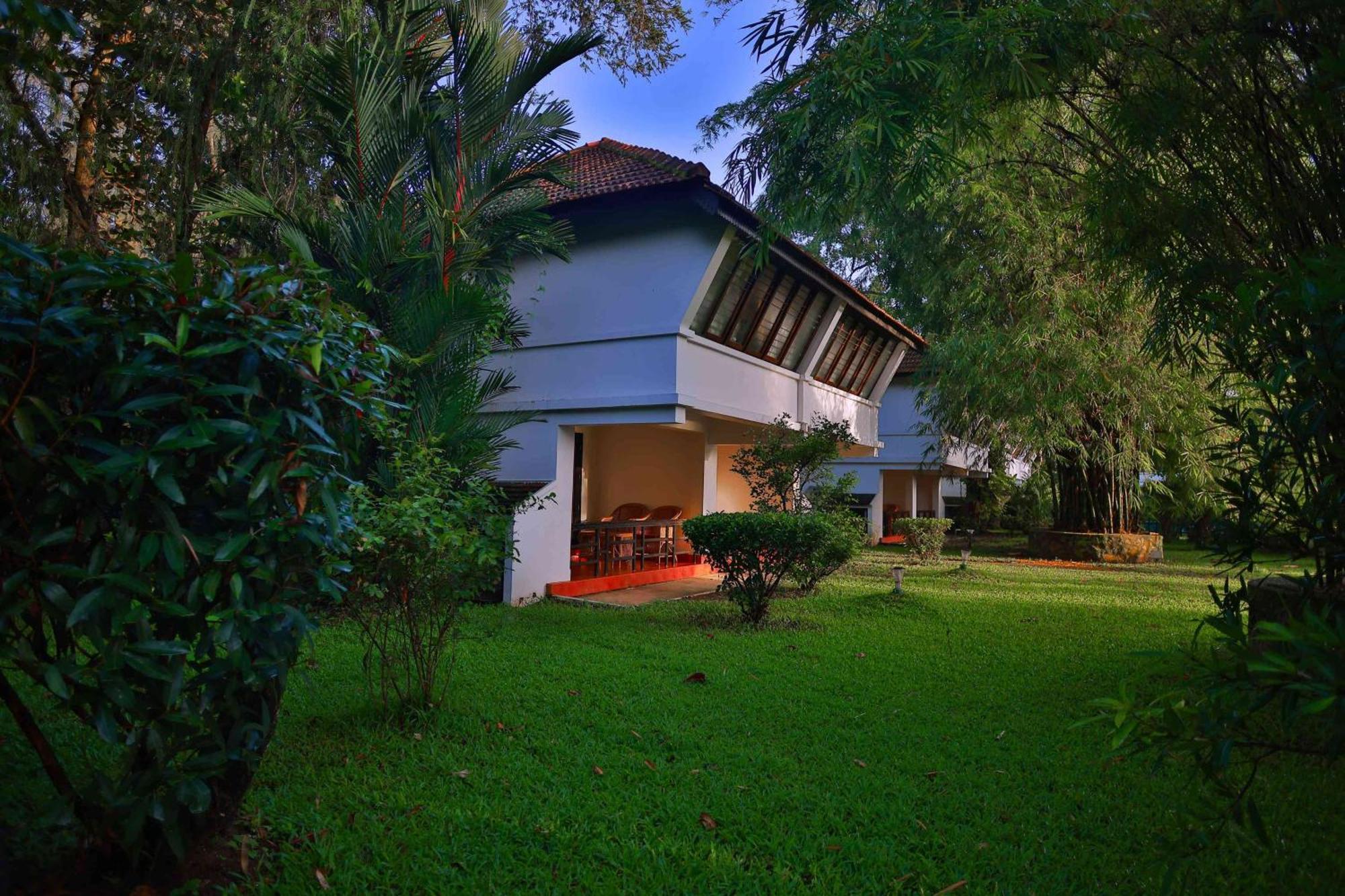 Nihara Resort And Spa Cochin Kochi Εξωτερικό φωτογραφία