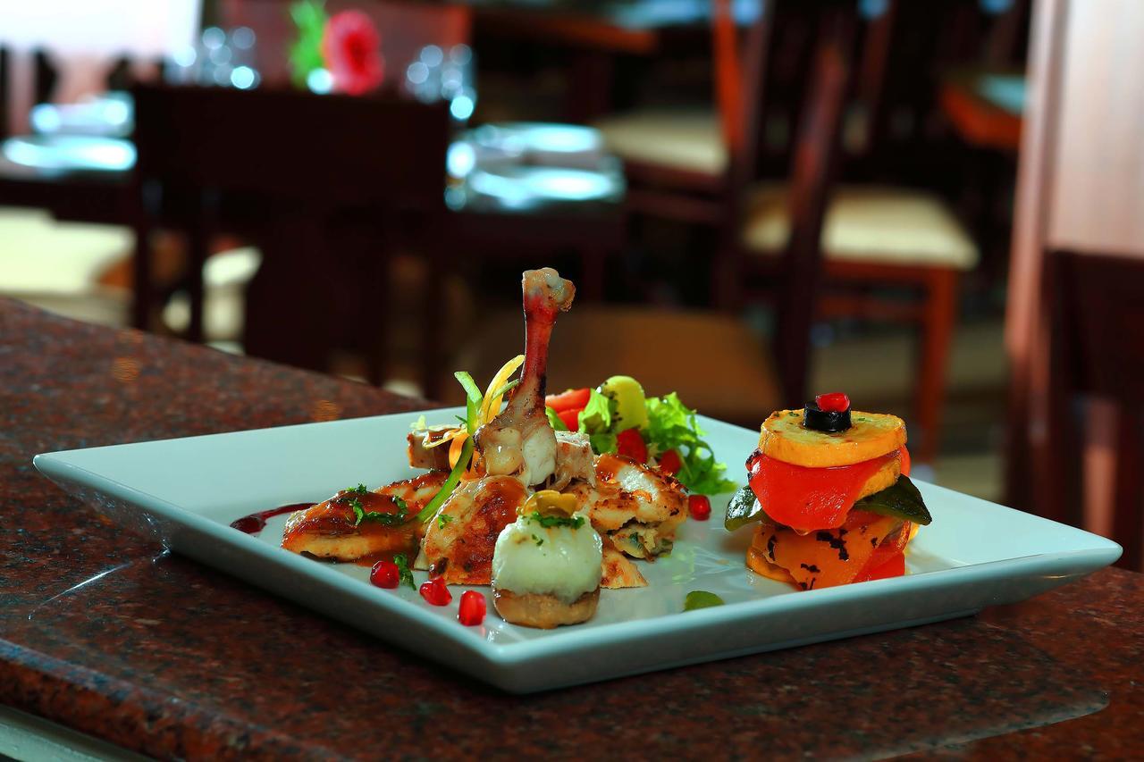 Nihara Resort And Spa Cochin Kochi Εξωτερικό φωτογραφία