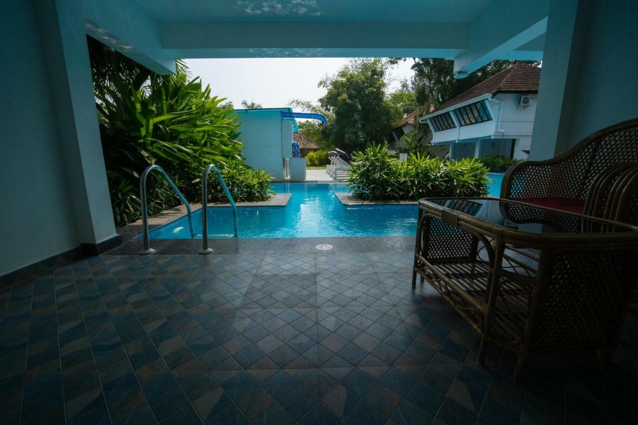 Nihara Resort And Spa Cochin Kochi Εξωτερικό φωτογραφία